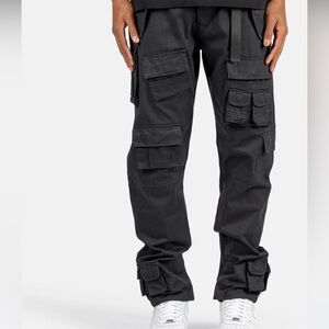 Men’s BLACK TAYLOR BRAND sz 32 Black 16 pocket cargo pants like new!!
